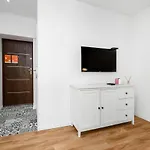 Apartment Pod Herkulesami By Renters *