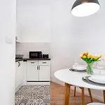 Pod Herkulesami By Renters Apartment *