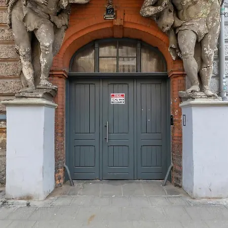 Lägenhet Pod Herkulesami By Renters Poznań