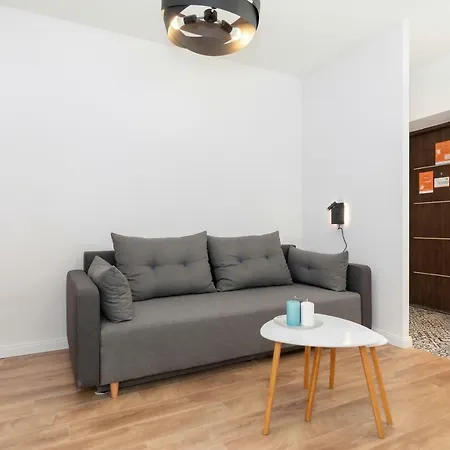 Pod Herkulesami By Renters Apartment Poznan