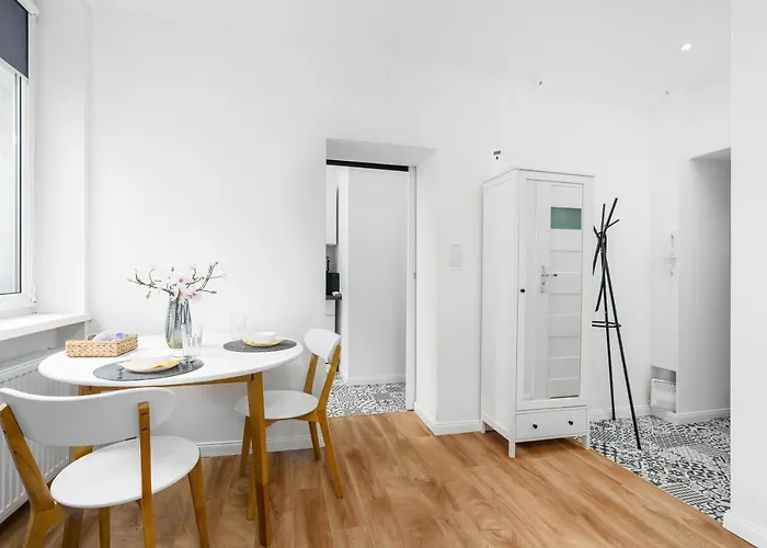 Pod Herkulesami By Renters דירה